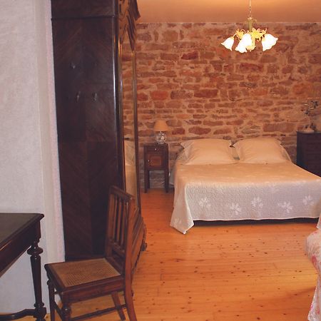 Le Lavoir Peintre Room photo