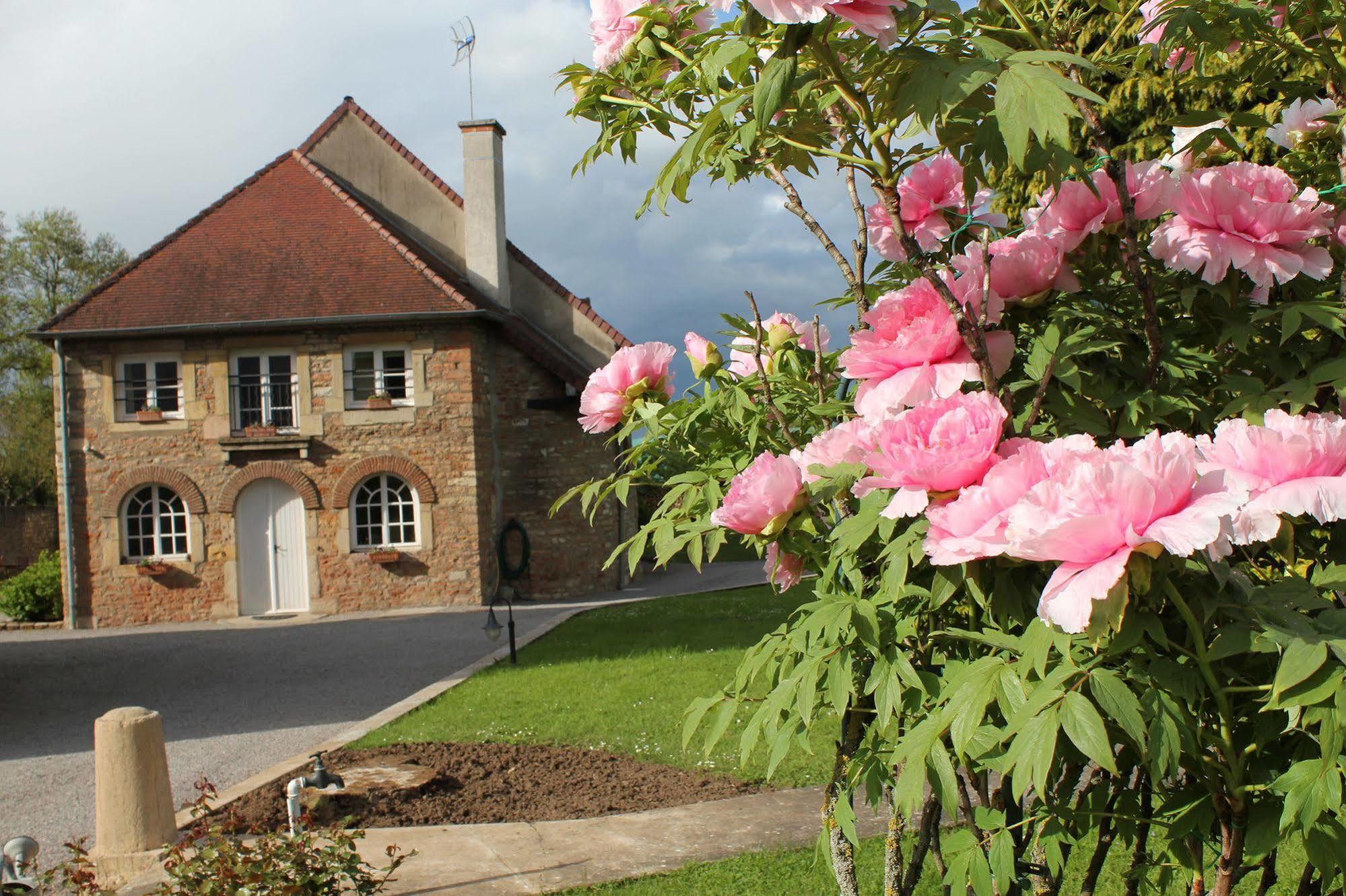 Le Lavoir Peintre Exterior photo